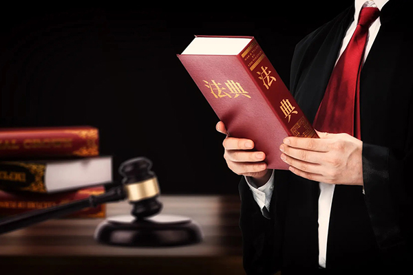 商标差一个字算侵权吗